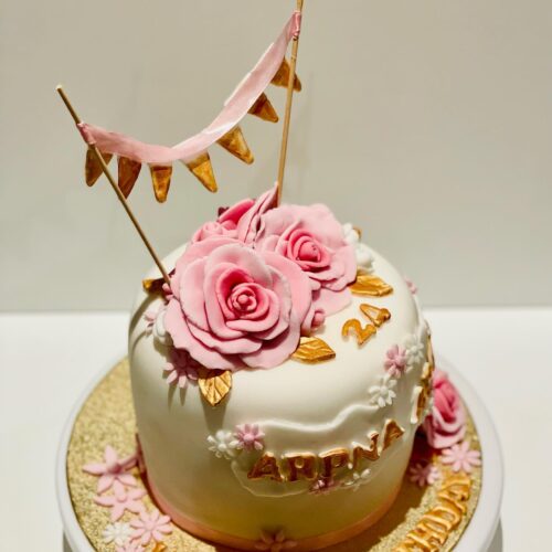 Vanilla Sponge Cake with Buttercream filling